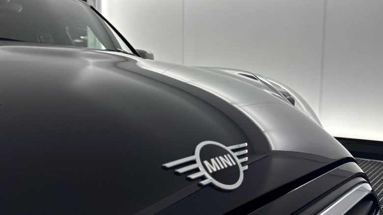 MINI Hatchback 1.5 Cooper Exclusive Premium 5dr Auto Petrol Hatchback